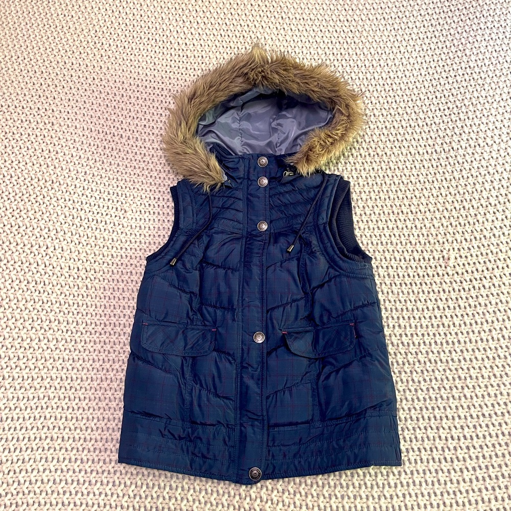 Navy Puffer Vest